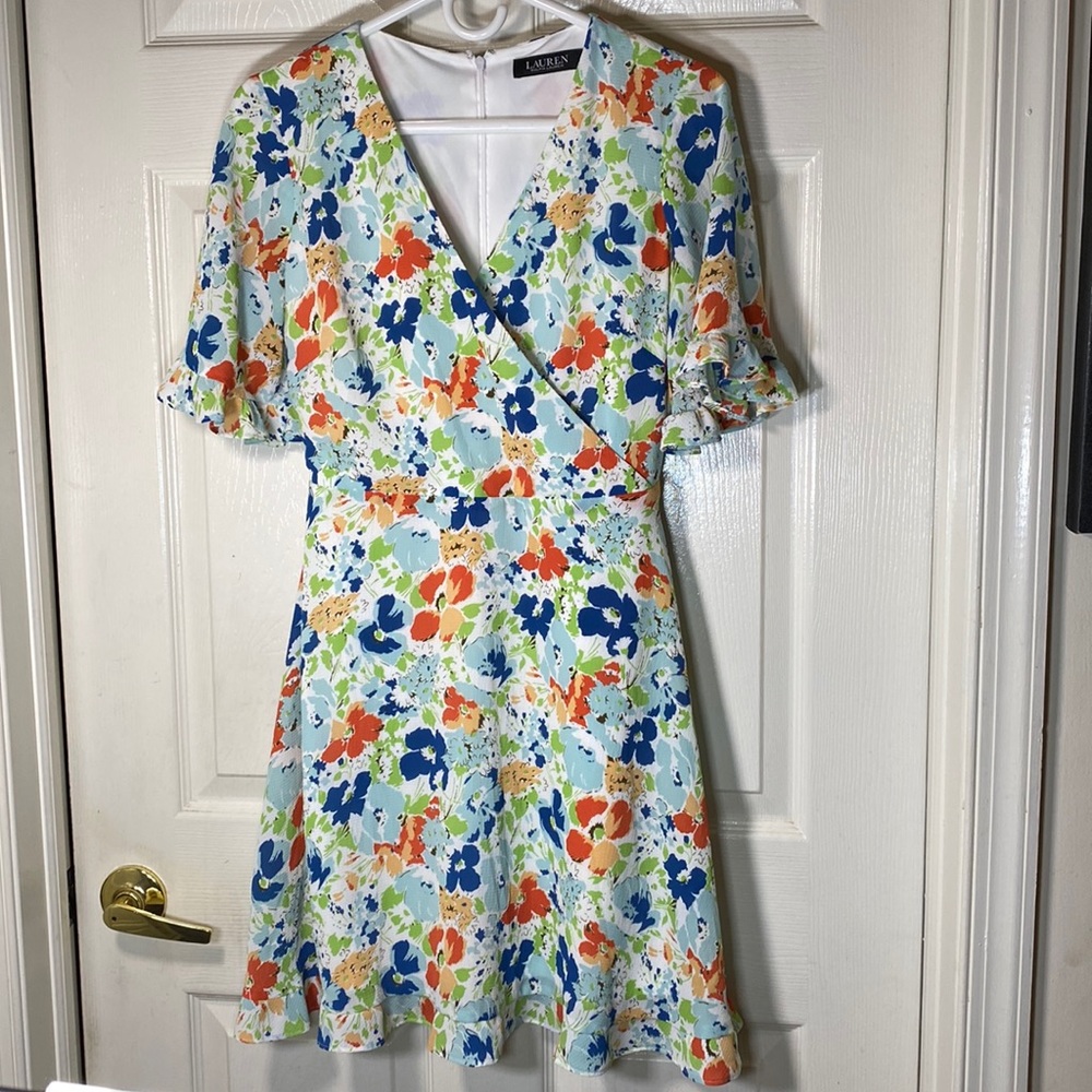 Lauren Ralph Lauren Black Label Floral Surplice Neckline Belted Ruffles Size 6P